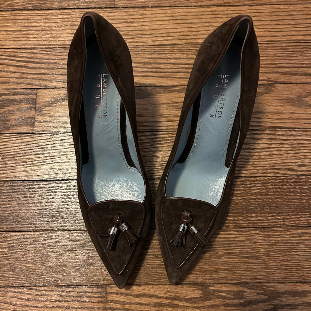 Lambertson Truex Brown Heeled Pumps with Classic Pointed Toe